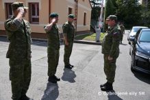 Návšteva veliteľa pozemných síl v Dukelských kasárňach